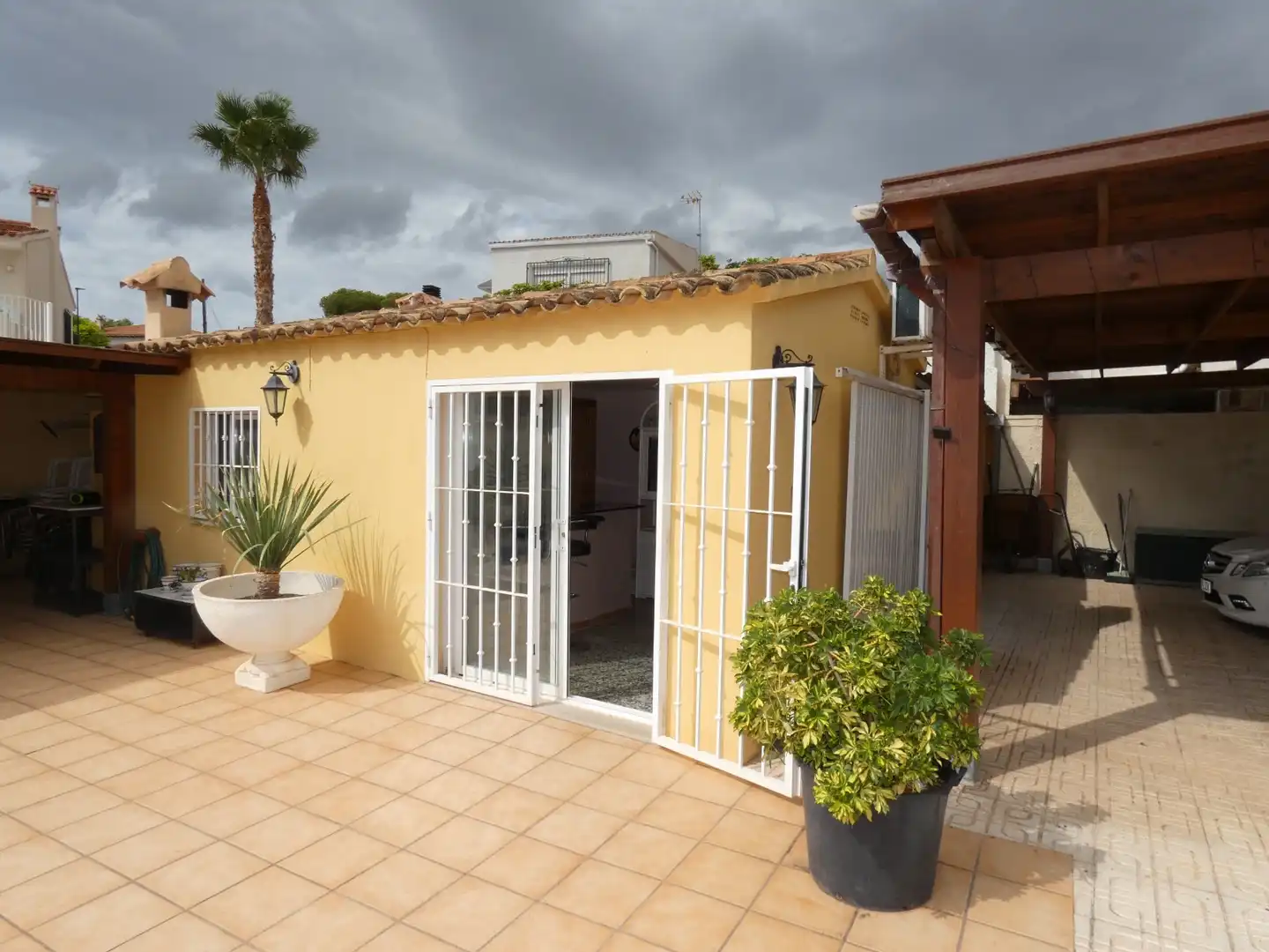 Terraza de Casa o chalet en venta en L'Alfàs del Pi con Aire acondicionado, Calefacción y Jardín privado