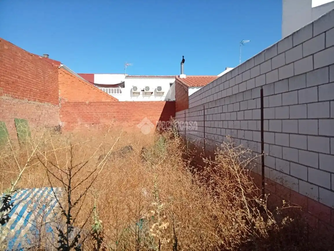 Terreny residencial en venda a Montijo
