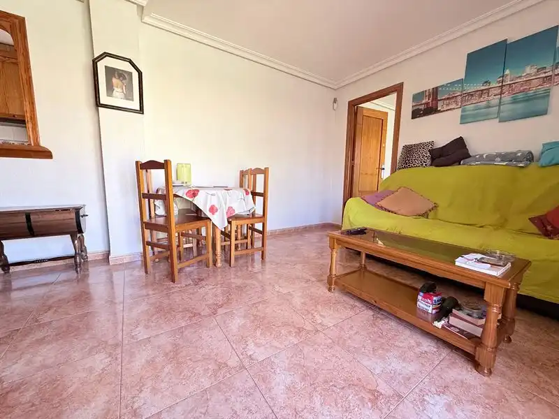 Sala d'estar de Àtic en venda en Torrevieja amb Moblat