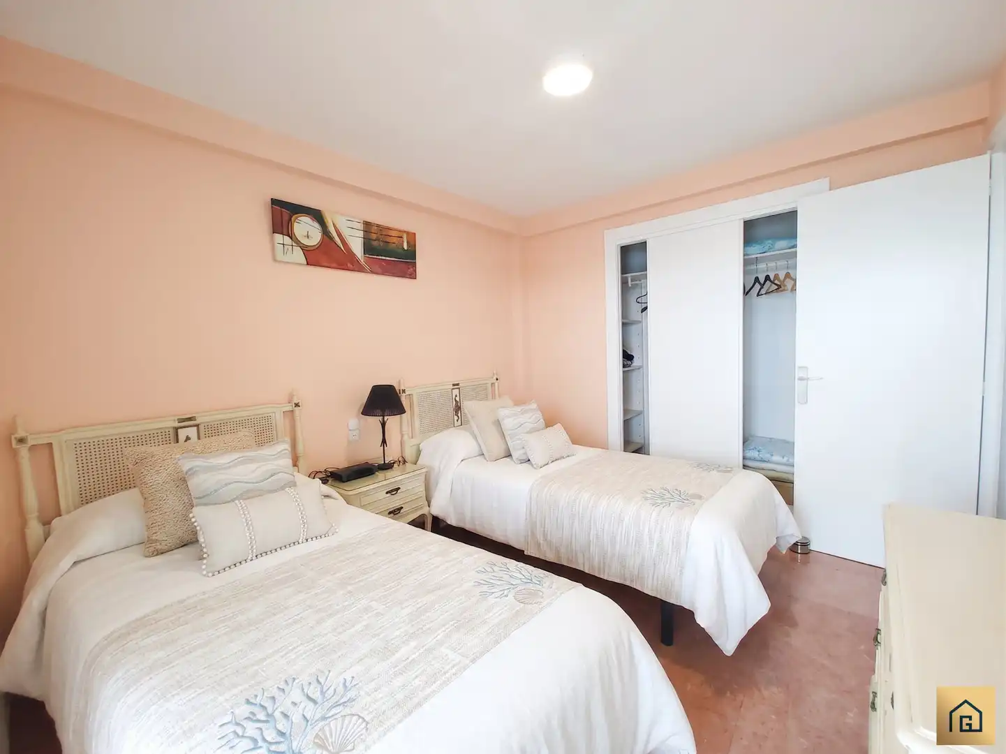 Habitación de Piso en venta en Benidorm con Terraza, Amueblado y Alarma