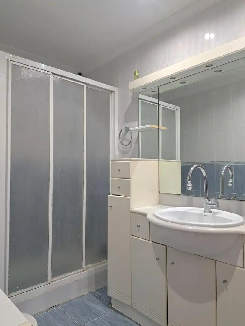 Bathroom of Houses for sale in Requena