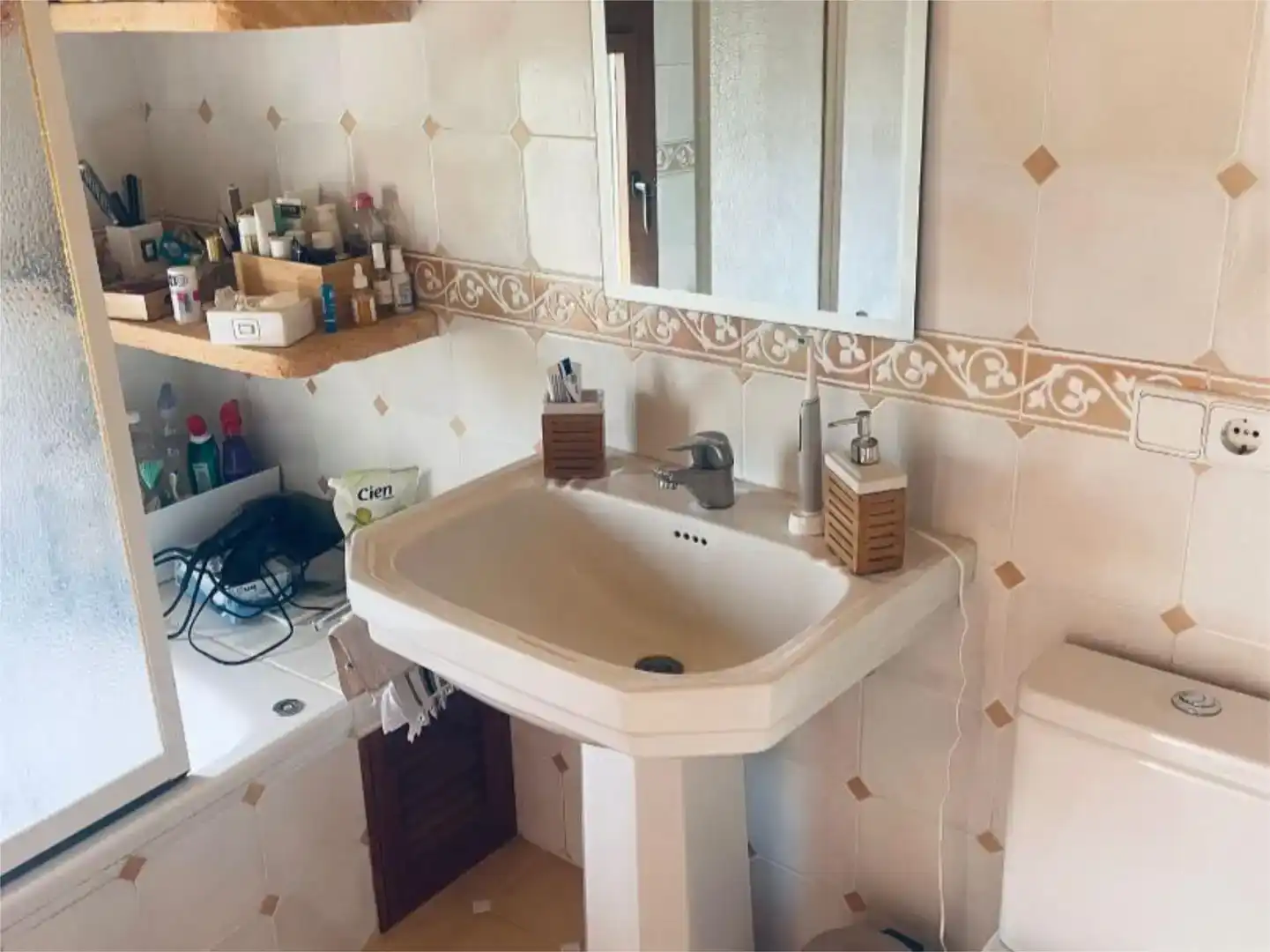 Bathroom of Flat for sale in Manacor  with Private garden, Storage room and Swimming Pool