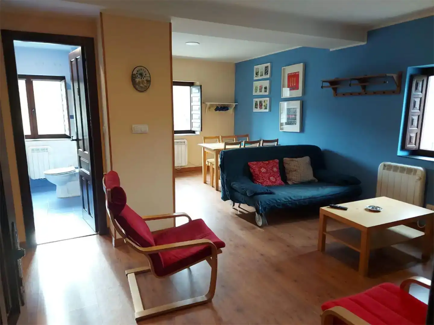 Wohnzimmer von Wohnung zur Miete in Aller, Asturias