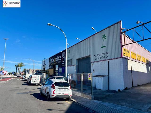 Nave industrial en Alquiler en Calle de la Travessera d'Albaida, 49 en El Real de Gandia