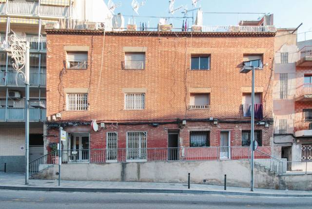 Piso en Venta en Cr Circumval.lacio en Llefià