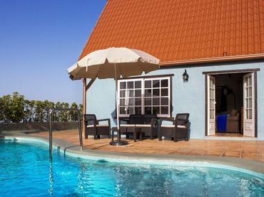 Casa rústica con piscina en venta en Cuesta de la Villa