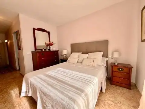 Habitación de Casa adosada en venta en  Palma de Mallorca con Aire acondicionado, Calefacción y Terraza