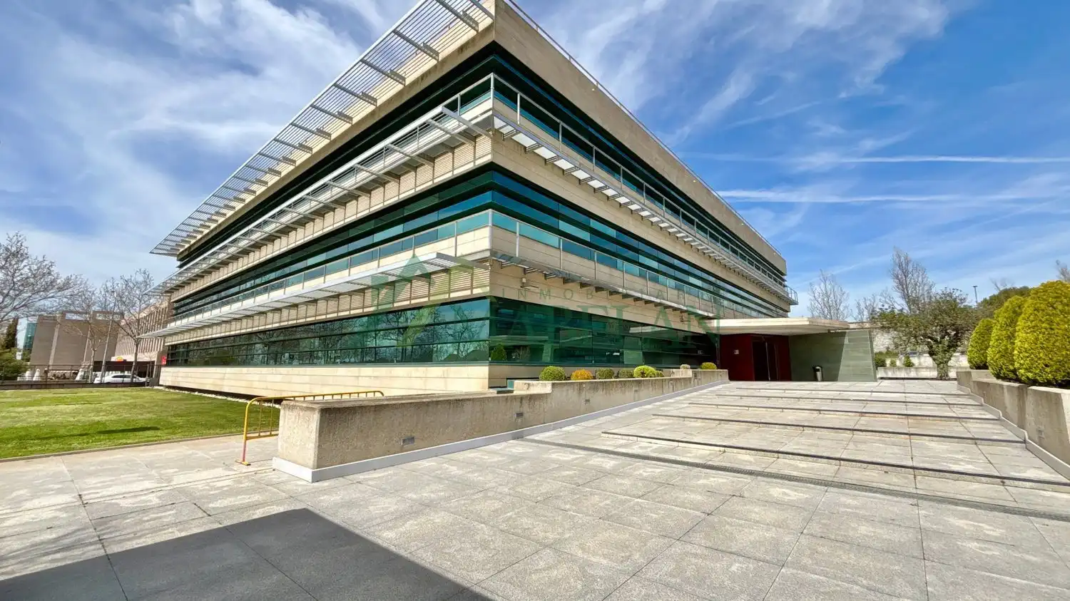Exterior view of Office for sale in Las Rozas de Madrid  with Heating