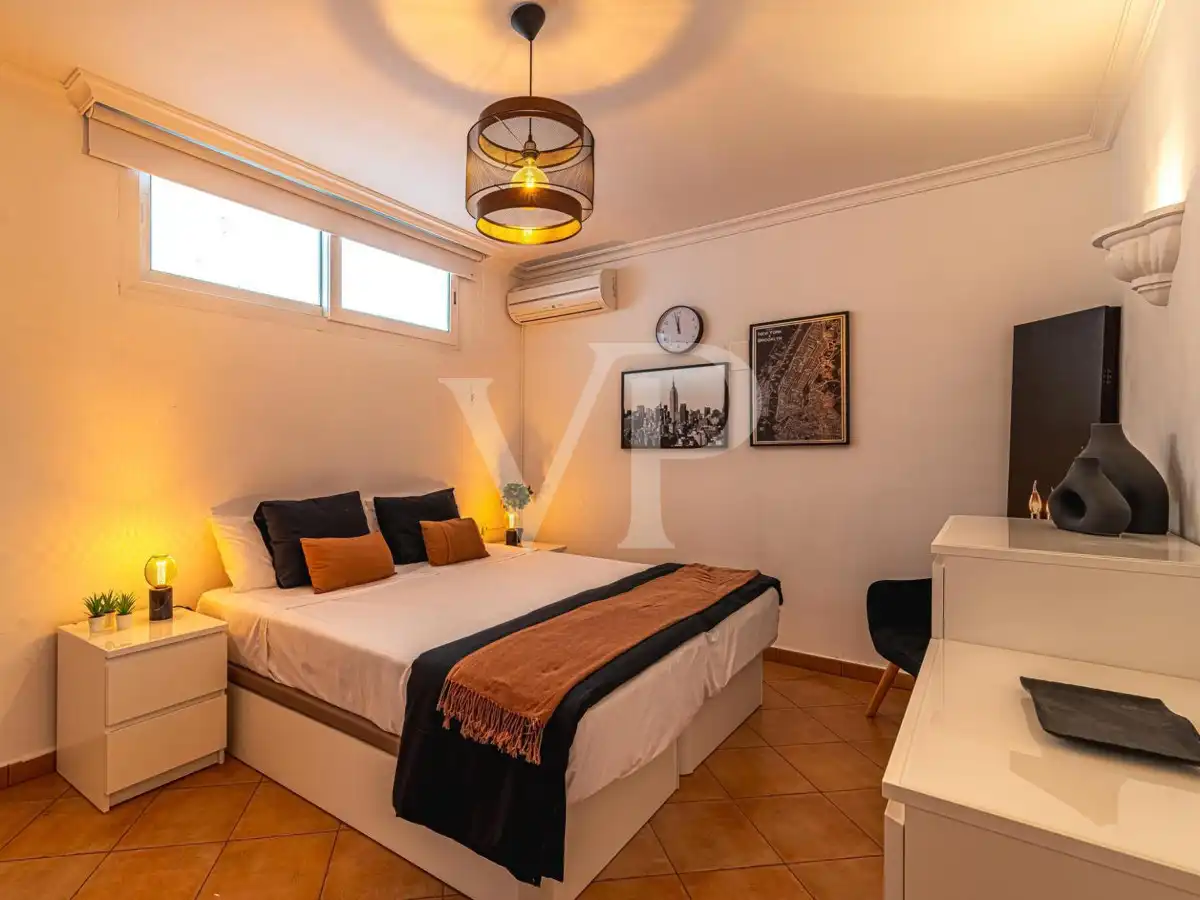 Houses for sale in Playa del Duque