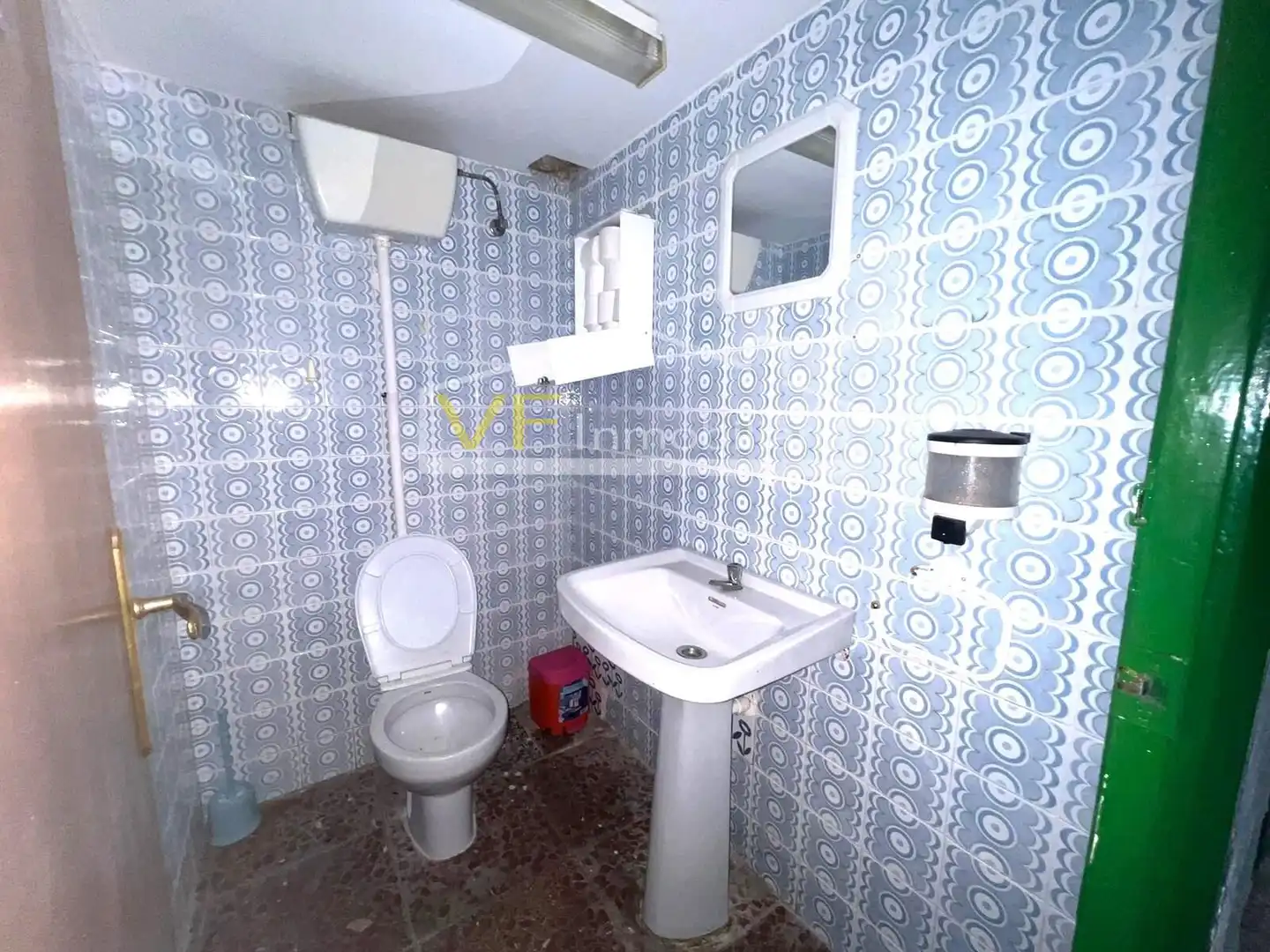 Baño de Local en venta en Málaga con Aire acondicionado