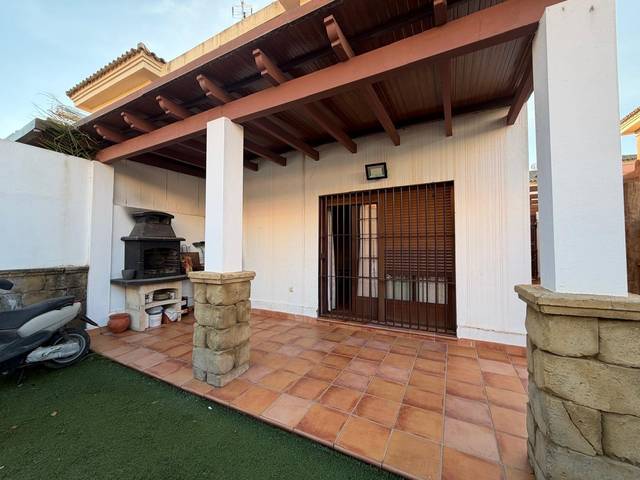 Casa-chalet en Venta en El Junquillo - Vistalegre