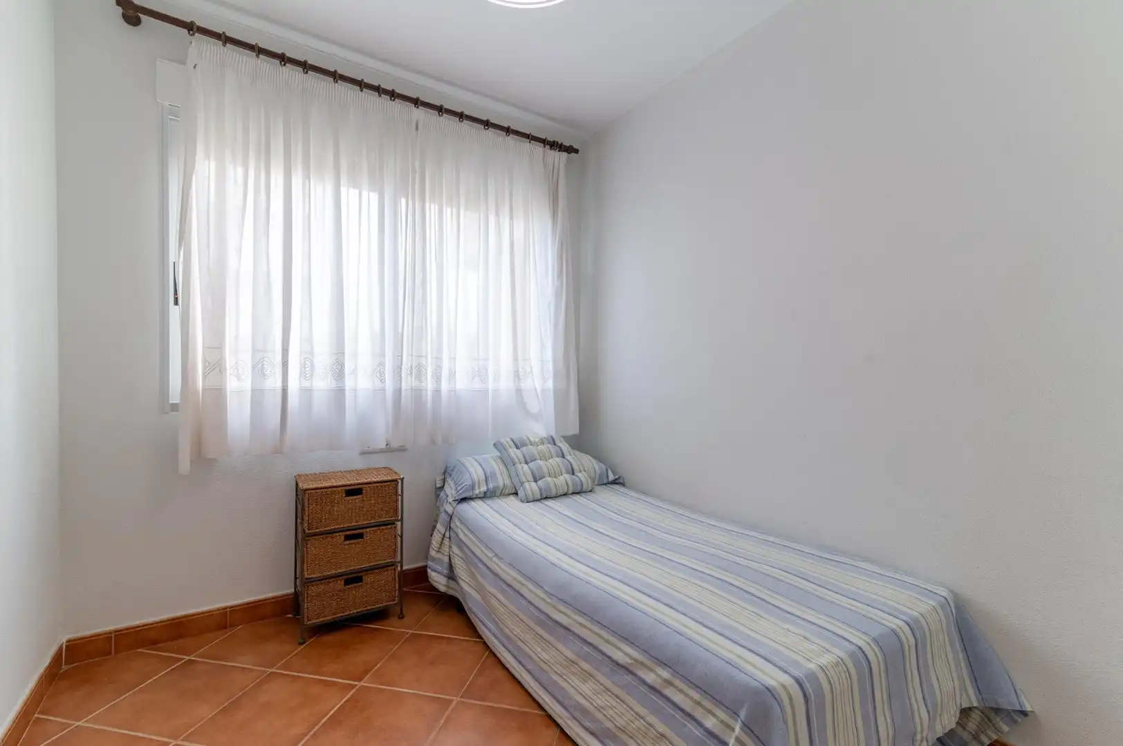 Apartamento con ascensor en venta en Passeig Marítimo Bernat Artola 30, imagen 30