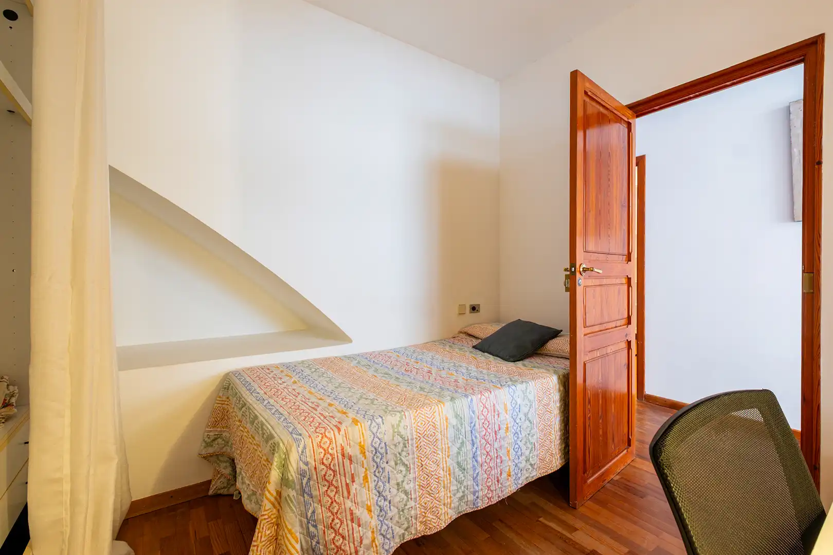 Habitación de Casa o chalet en venta en Alfara del Patriarca con Aire acondicionado, Calefacción y Terraza