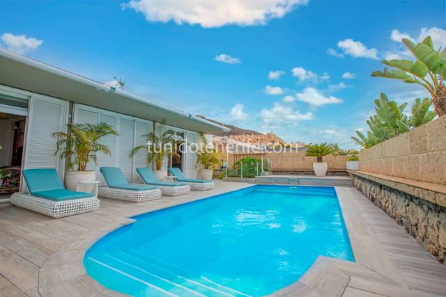 Casa-chalet en Venta en Playa Fañabé Alto