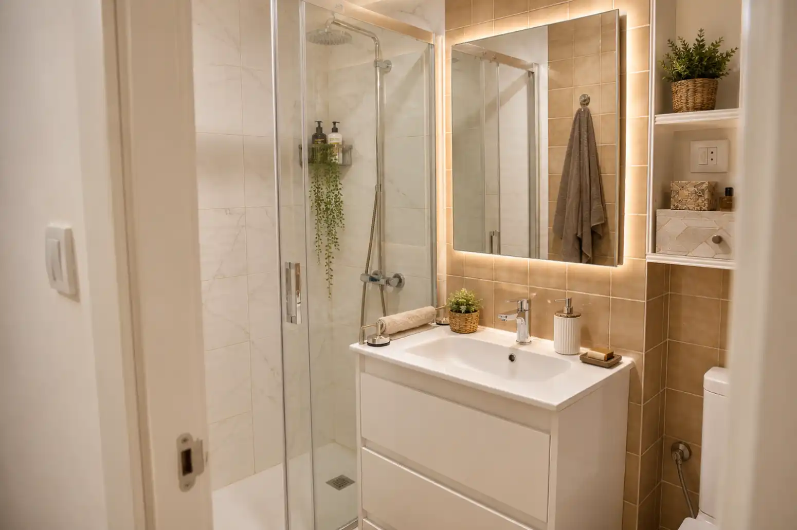 Baño de Piso en venta en Langreo con Calefacción, Terraza y Trastero