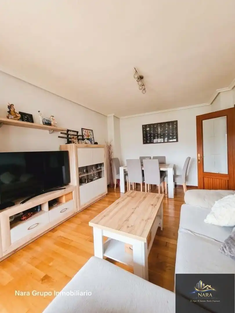 Dúplex amb terrassa en venda a Calle RAMON Y CAJAL, imagen 3