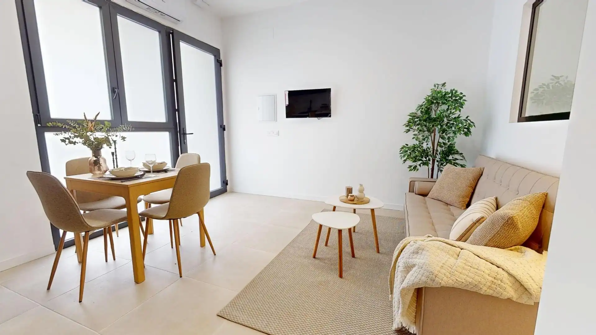 Sala d'estar de Local en venda en Valencia amb Aire condicionat i Moblat