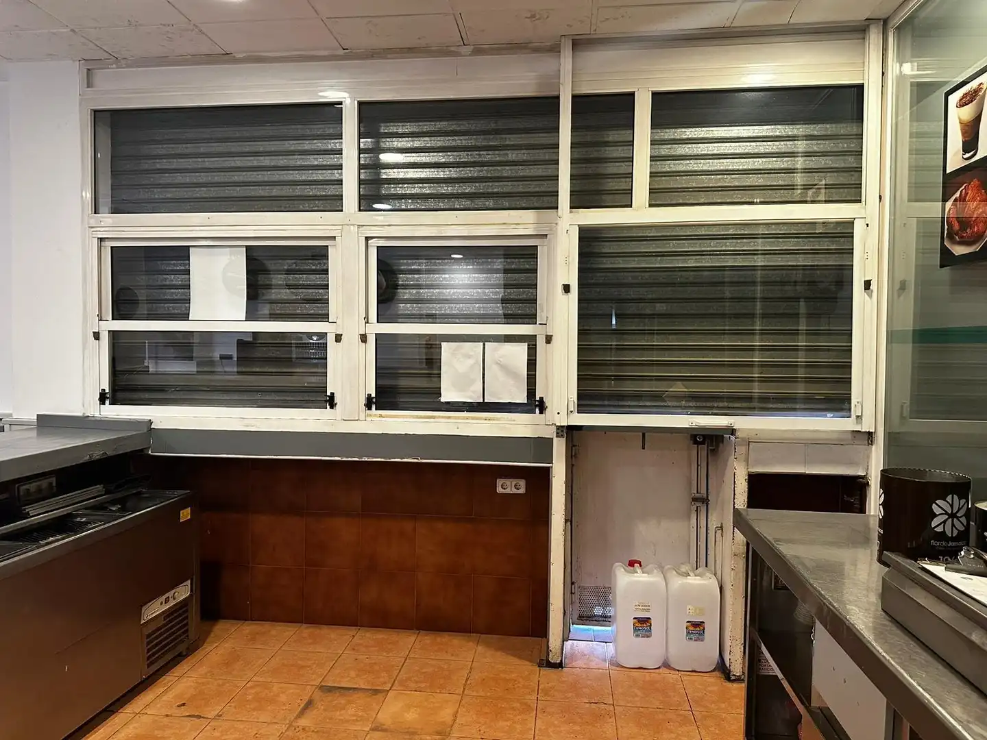 Geschaftsraum zur Miete in Ronda Sur