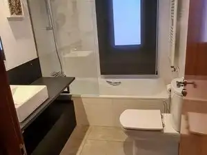 Bany de Casa o xalet en venda en Santa Maria de Besora amb Jardí privat, Traster i Balcó