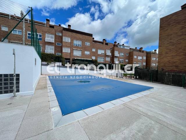 Piso en Alquiler en Calle Miguel Corral Aragon en Santa Teresa