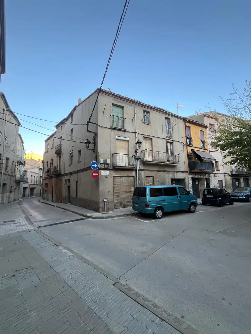 Buildings for sale in Calaf