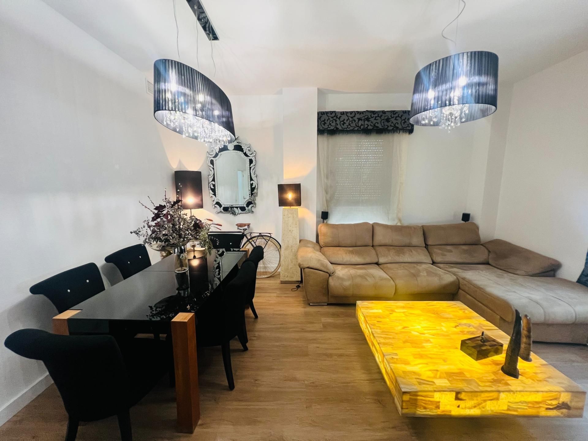 Living room of Planta baja for sale in Elche / Elx  with Air Conditioner, Private garden and Storage room