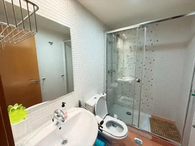 Baño de Piso de alquiler en Murcia con Aire acondicionado, Calefacción y Amueblado