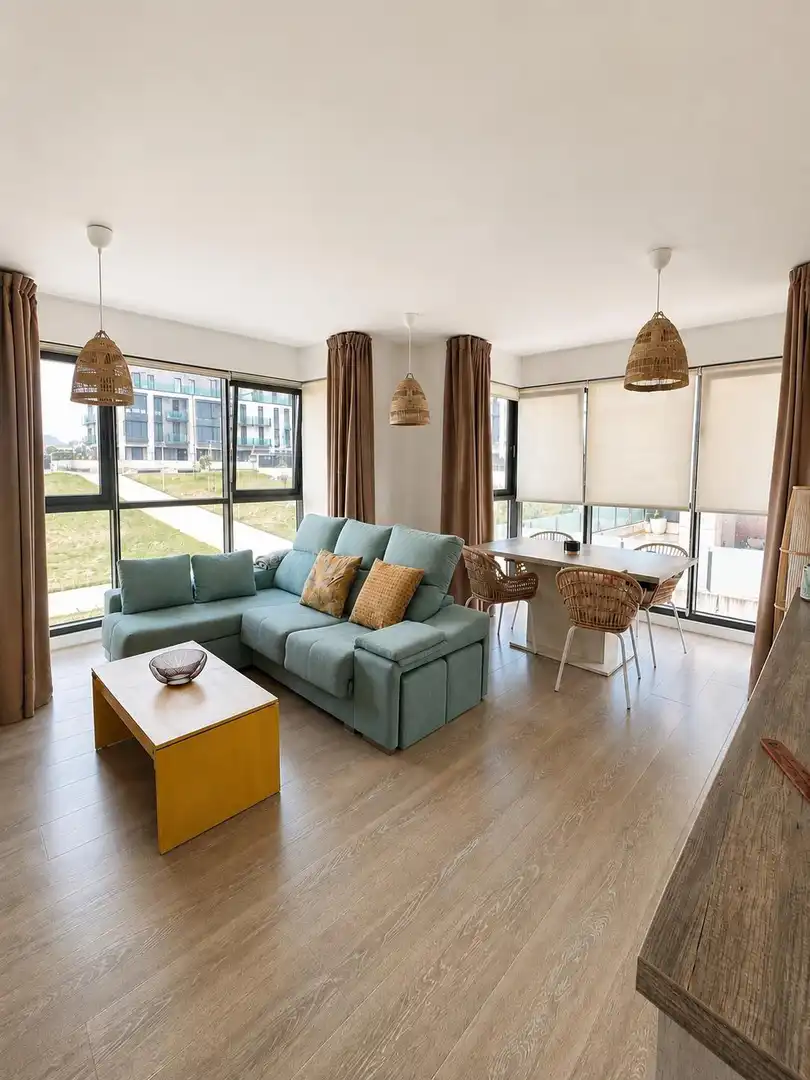 Wohnzimmer von Wohnung zum Verkauf in Santa Cruz de Bezana mit Heizung und Möbliert