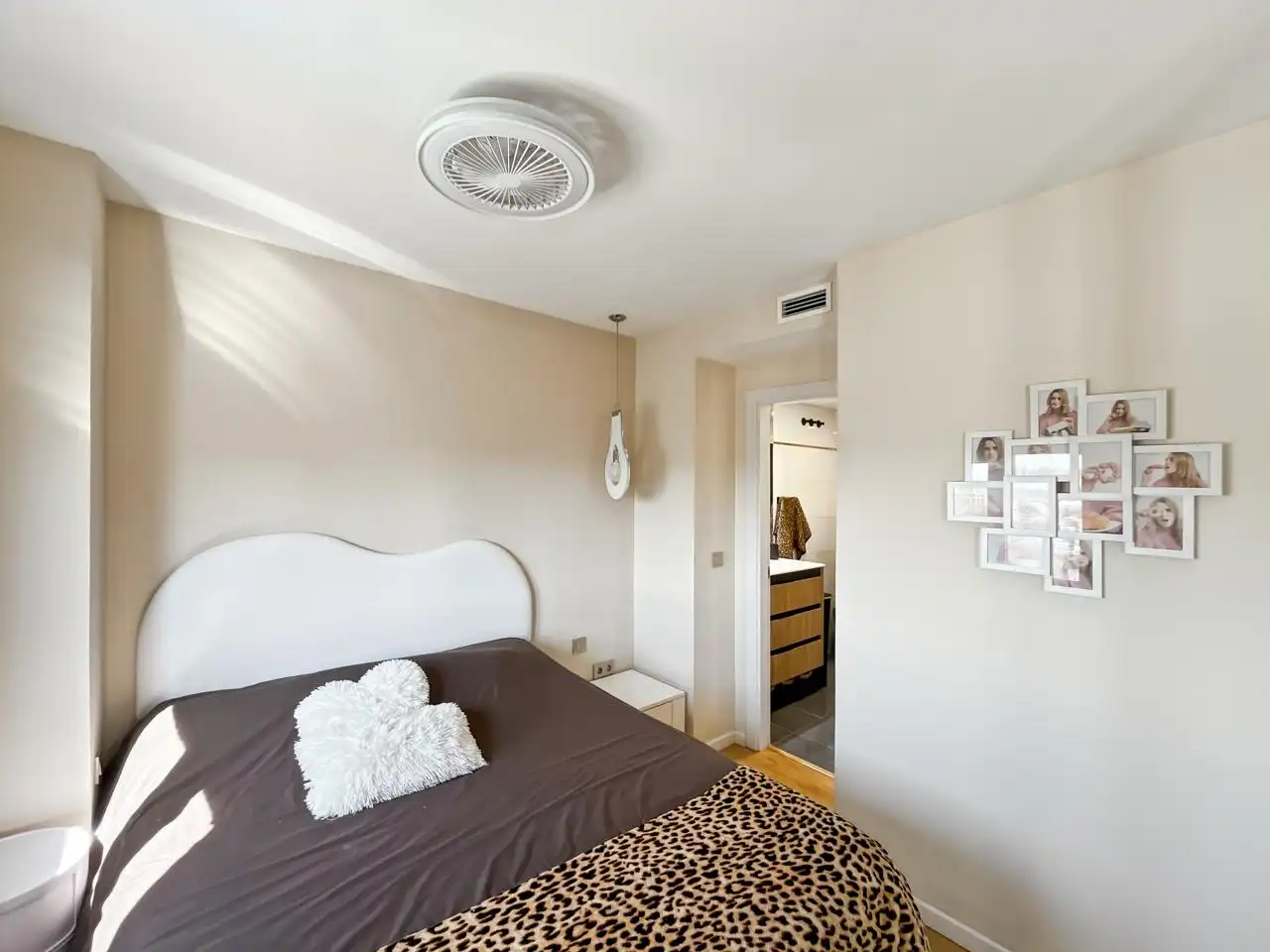 Habitación de Ático en venta en Madrid con Aire acondicionado, Calefacción y Terraza