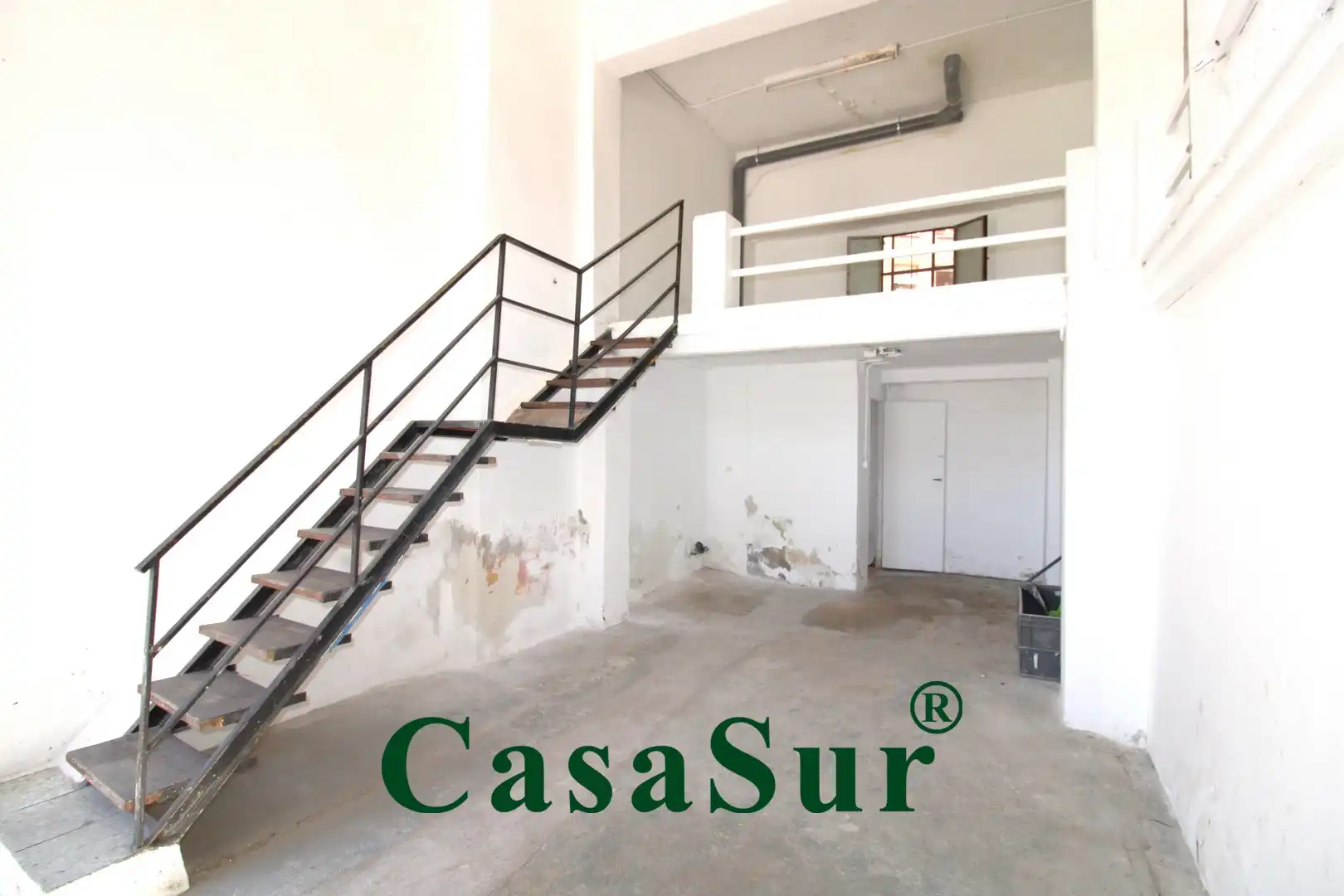 Gewerbefläche zum Verkauf in Calle del Arca Real