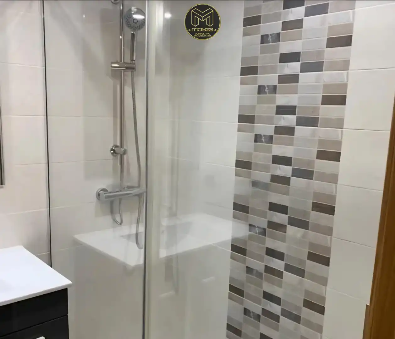 Baño de Piso en venta en Jaén con Aire acondicionado, Jardín privado y Trastero