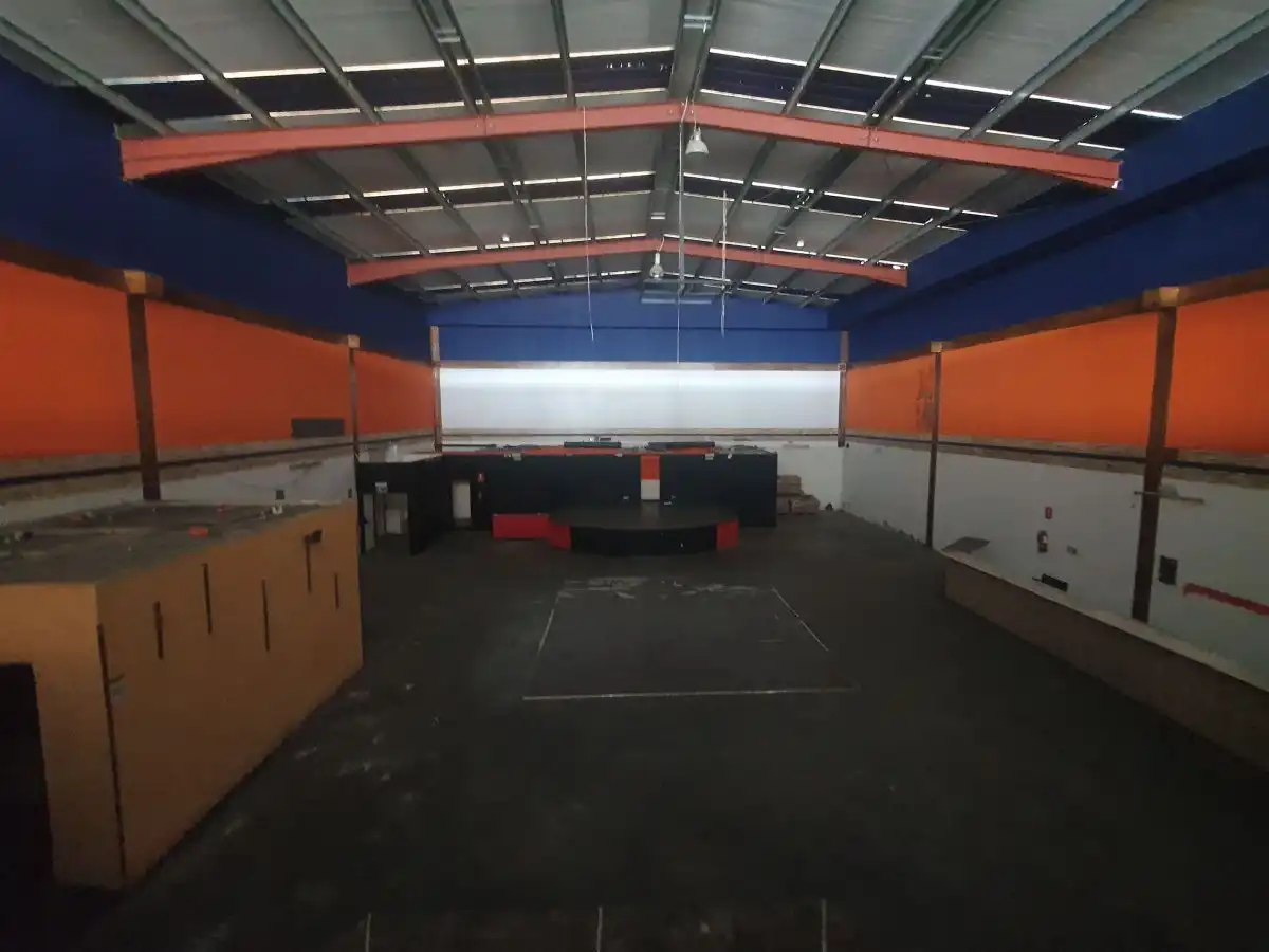 Industrial building for sale in Llaranes, imagen 5