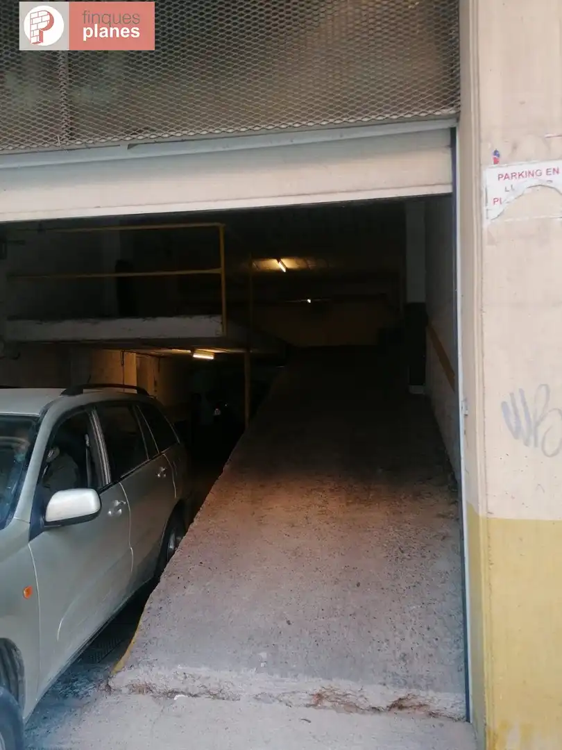 Parking for sale in Joc de la Bola - Camps d'Esports, imagen 4