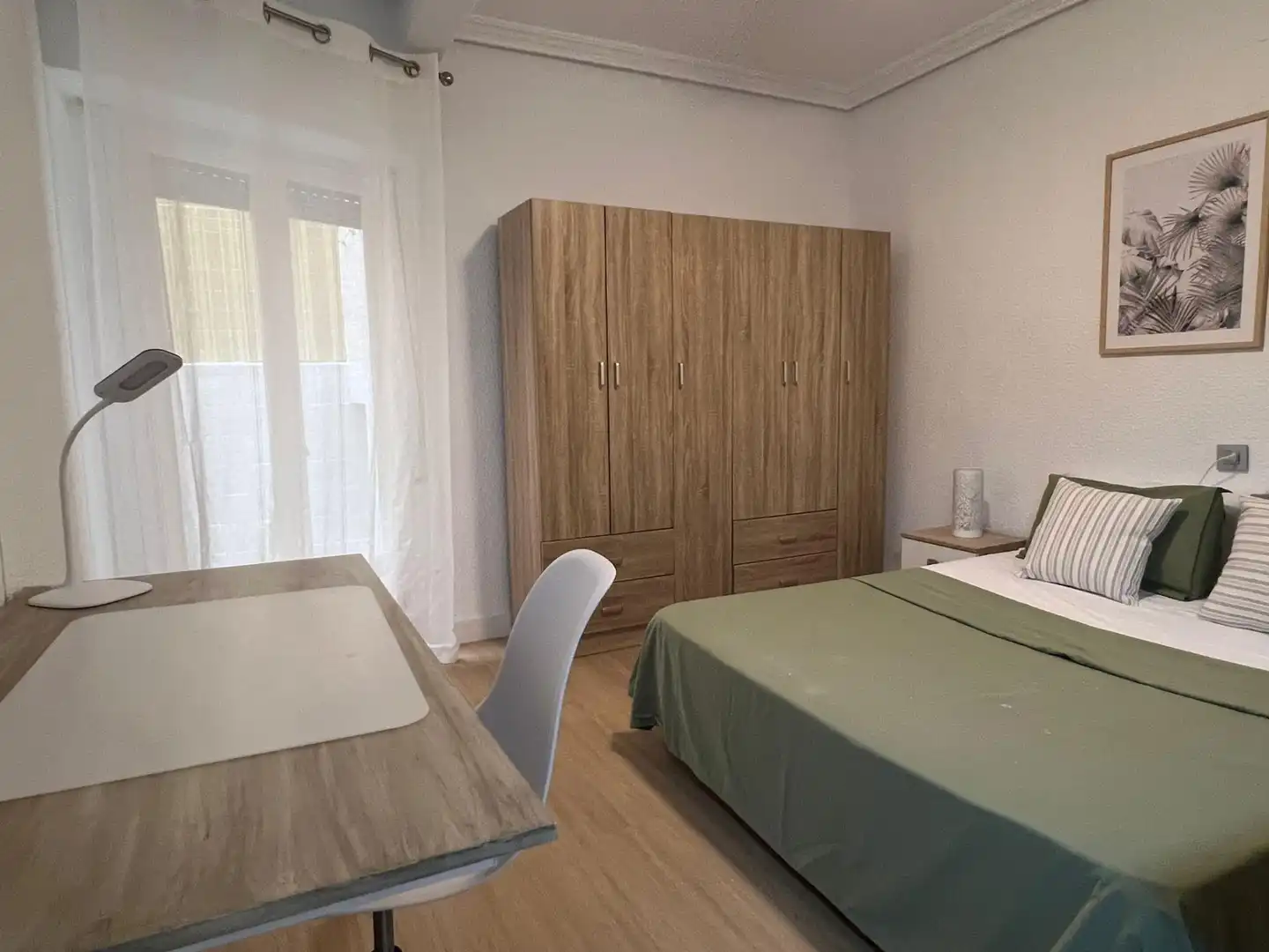 Flat for rent in Calle TORRES QUEVEDO, 51, Plaza Crevillente - Antiguos Juzgados - El Asilo