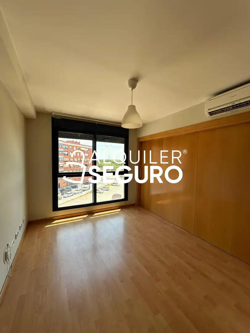 Loft de alquiler en Luis Sauquillo, El Arroyo - La Fuente