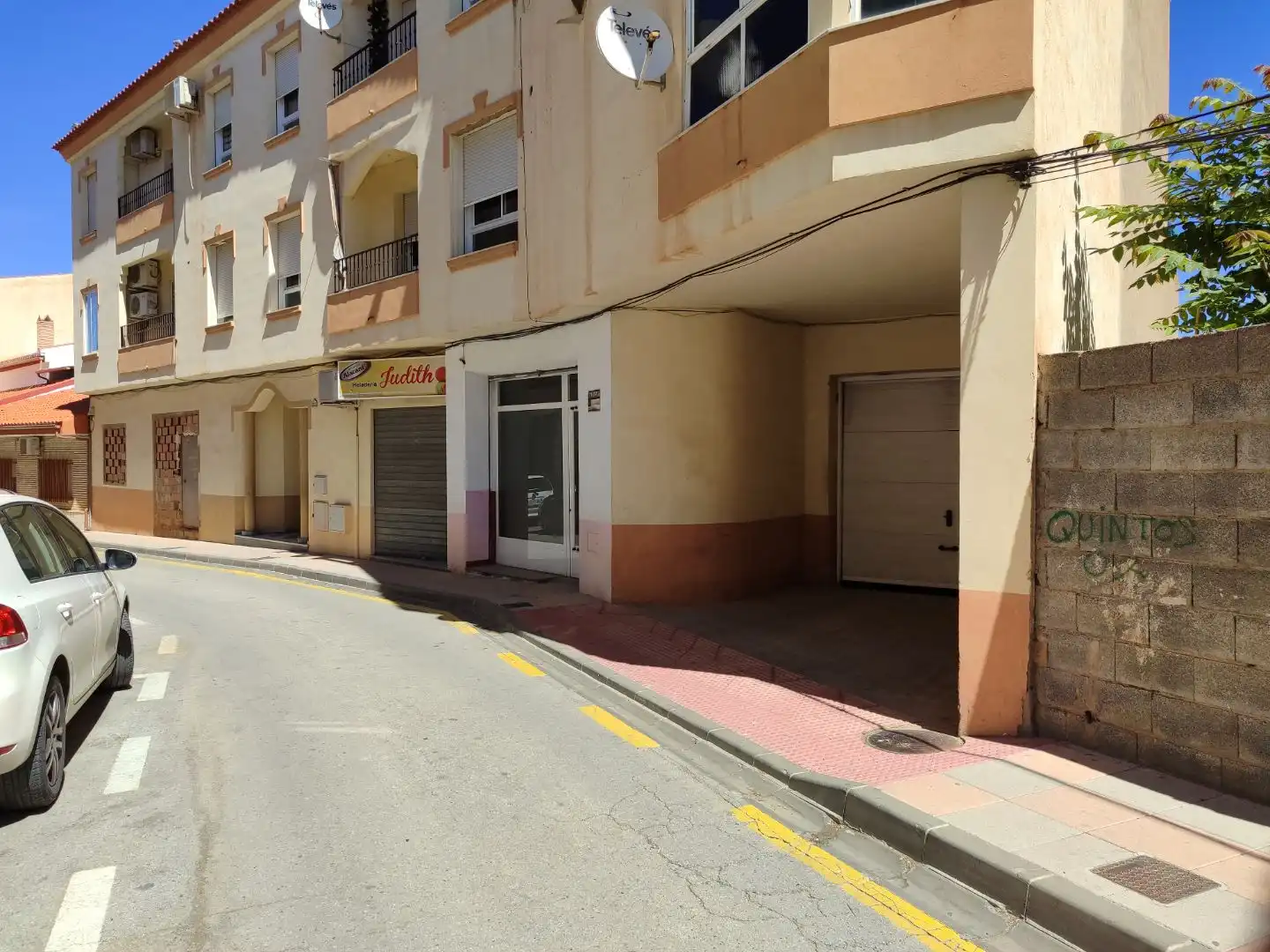 Parking of Commercial properties for sale in Benalúa