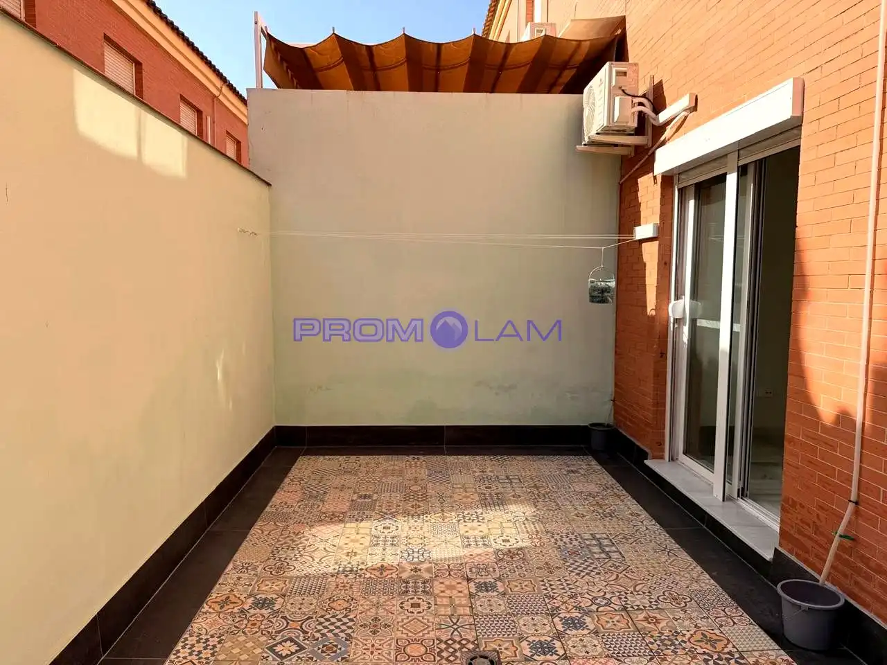 Terrassa de Casa o xalet en venda en Coria del Río amb Aire condicionat, Terrassa i Piscina