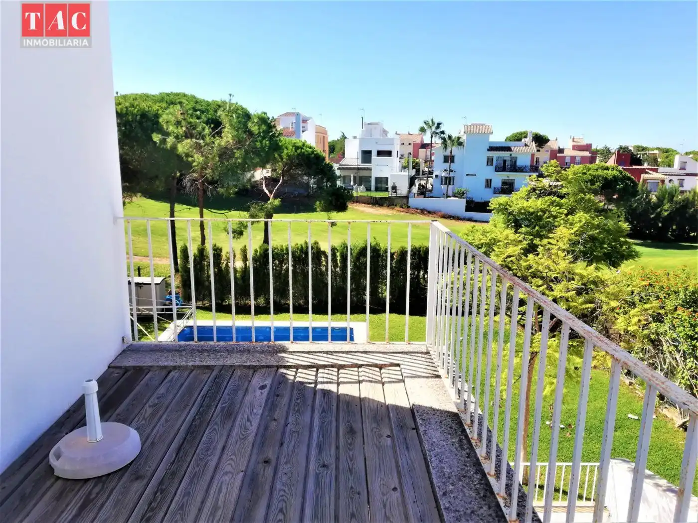 Habitatge amb piscina en venda a Islantilla Golf, imagen 2