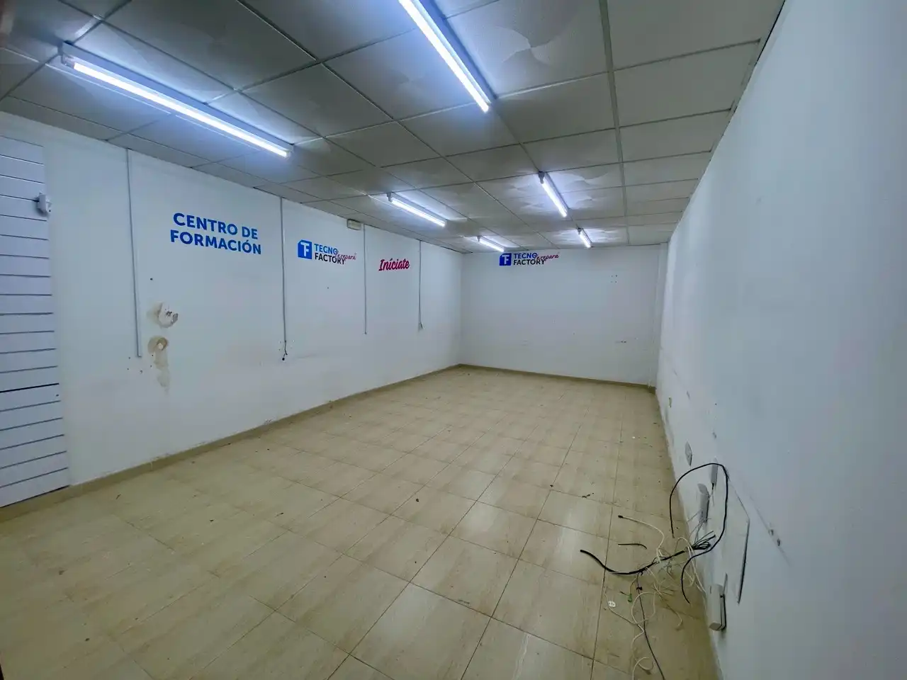 Local comercial en venda a Calle Ramón y Cajal 8A, imagen 7