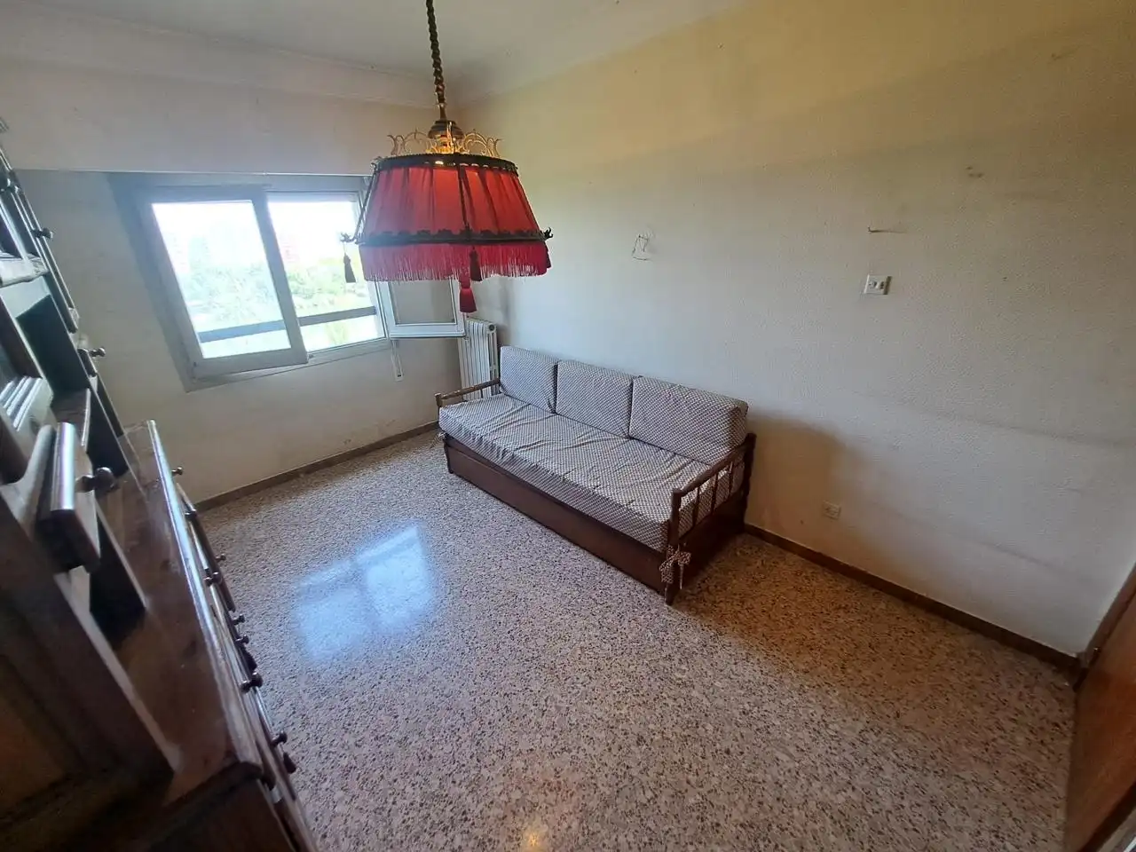 Sala d'estar de Pis en venda en Zaragoza amb Calefacció