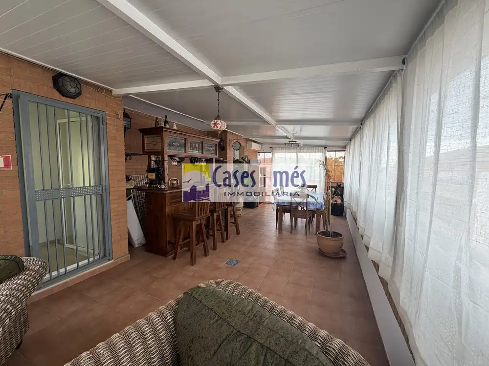 Einfamilien-Reihenhaus zum Verkauf in Albalat dels Tarongers mit Klimaanlage, Heizung und Terrasse