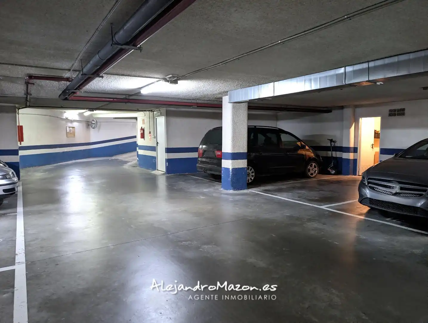 Parking de Ático en venta en Castro-Urdiales con Calefacción, Parquet y Terraza