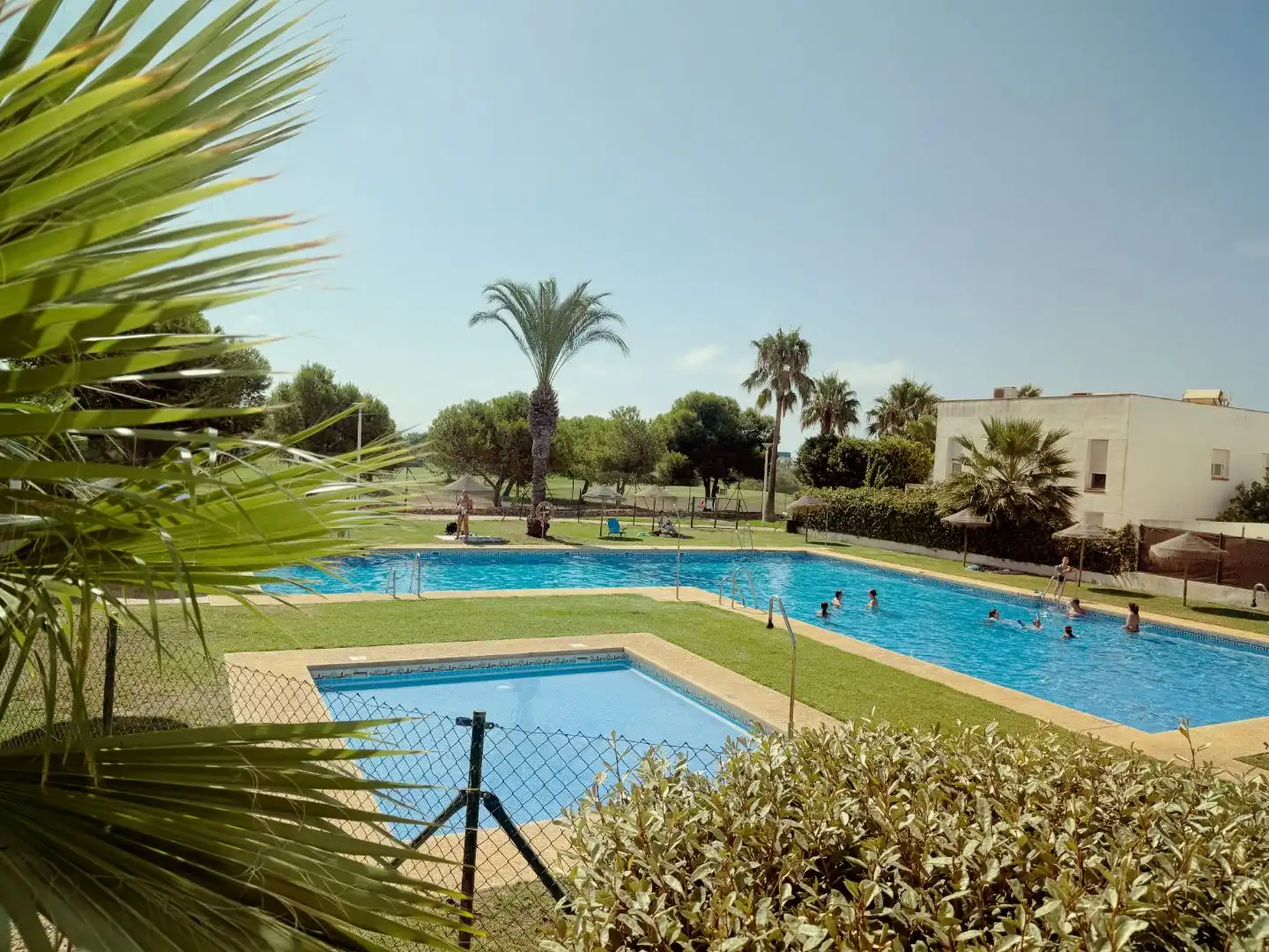 Àtic amb piscina en venda a Avenida de los Juegos del Mediterráneo 14