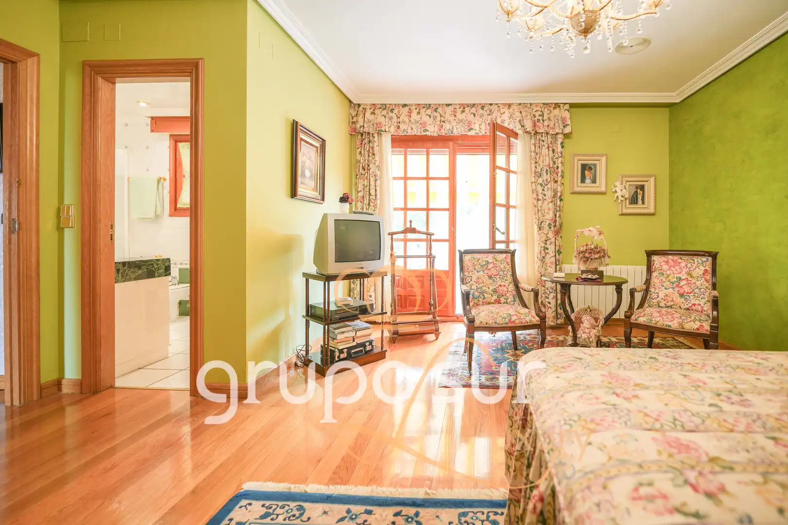 Sala de estar de Casa o chalet en venta en Traspinedo con Calefacción, Jardín privado y Terraza