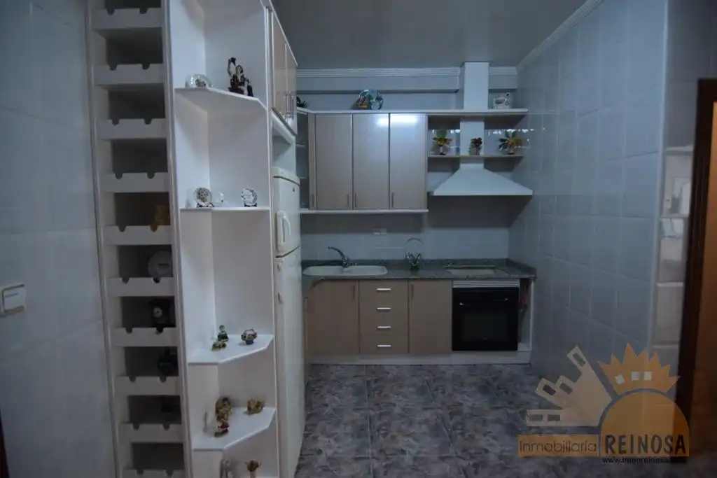 Cuina de Casa o xalet en venda en Casco Urbano