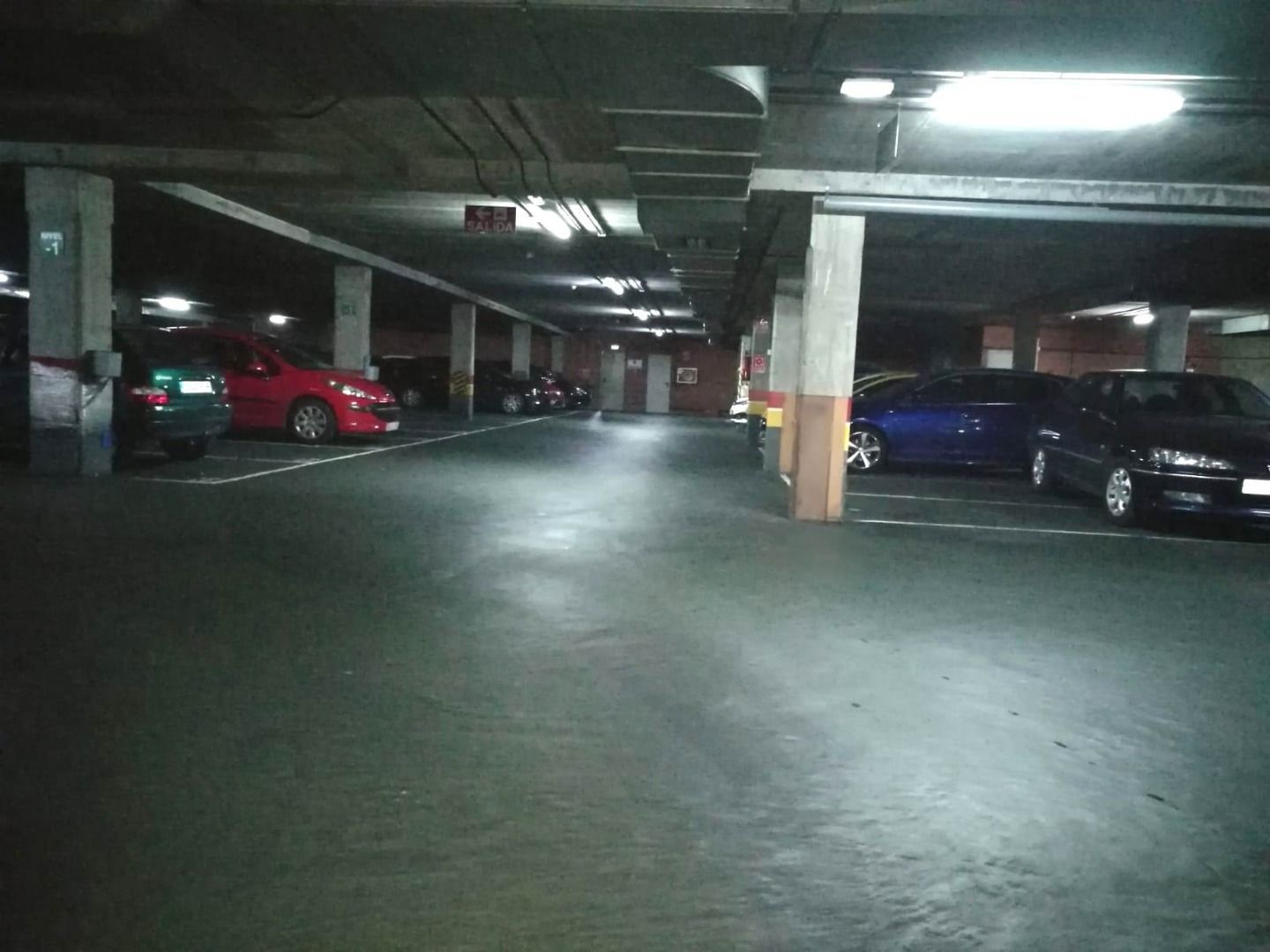 Aparcament de Garatge en venda en Gijón 