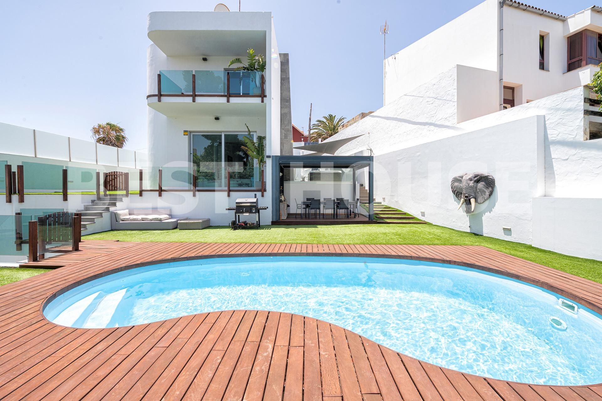 Vista exterior de Casa o xalet en venda en Telde