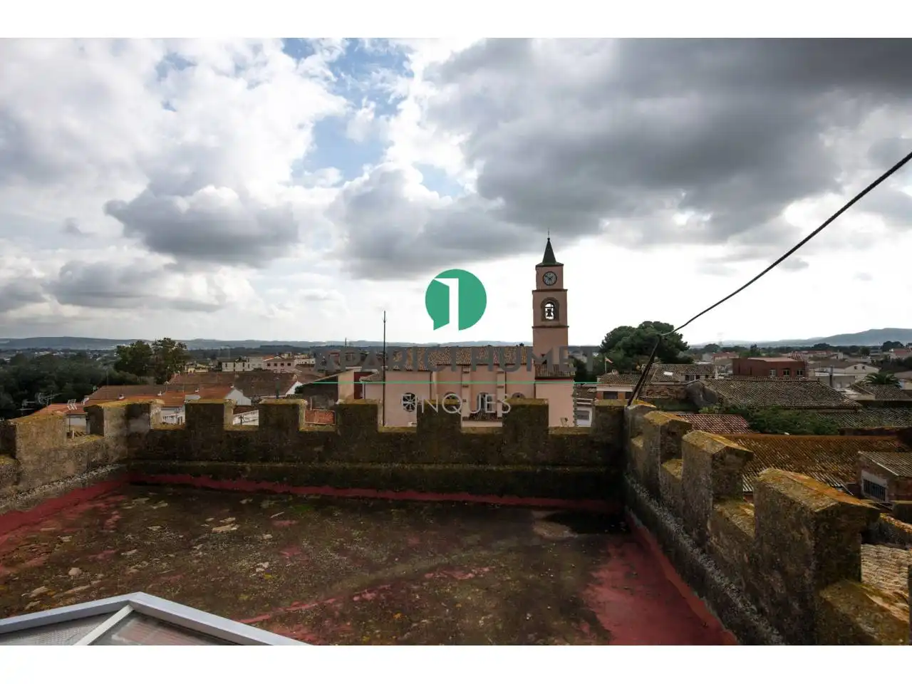 Vista exterior de Edificio en venta en Vilafranca del Penedès