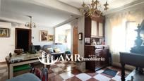 Sala d'estar de Casa o xalet en venda en Yuncos amb Aire condicionat, Calefacció i Jardí privat