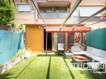 Maison mitoyenne avec balcon à vendre à Arenys de Munt